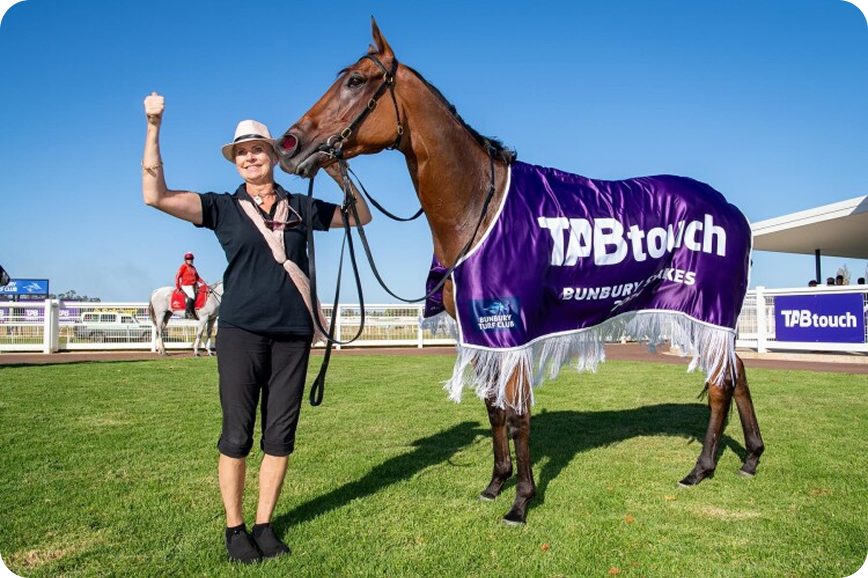 Horse racing photo 25